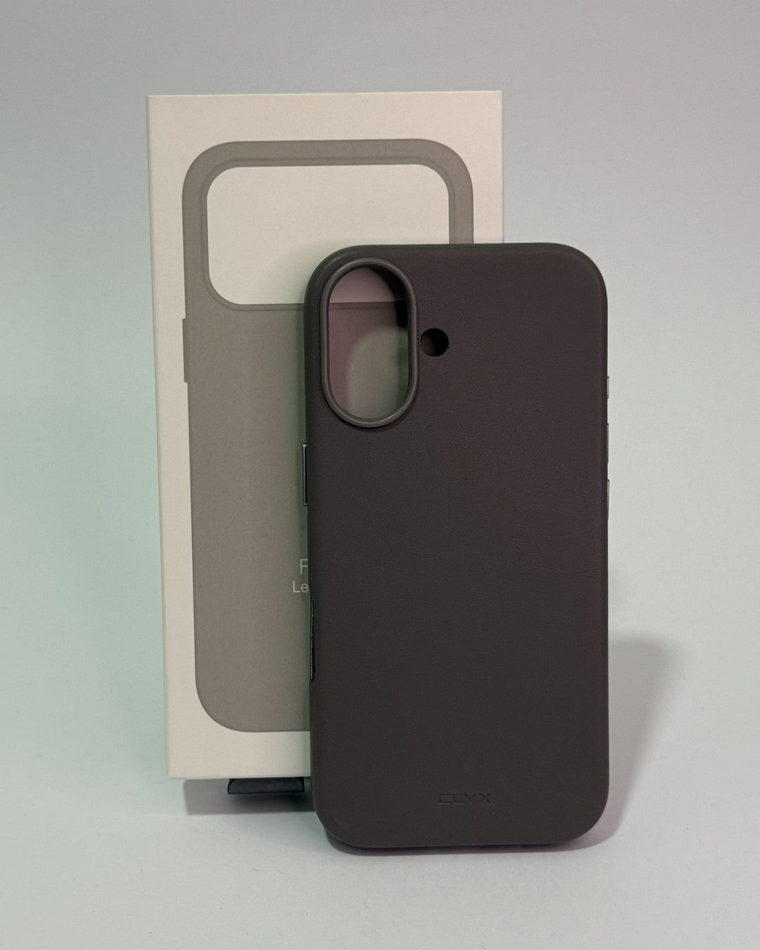 FUNDA ECO CUERO CLYX (MAGSAFE)