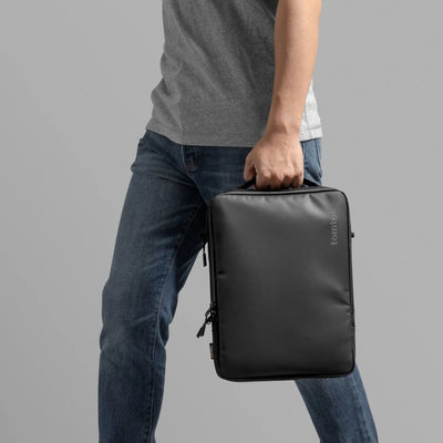 BOLSO BANDOLERA TOMTOC A04 BLACK 14"