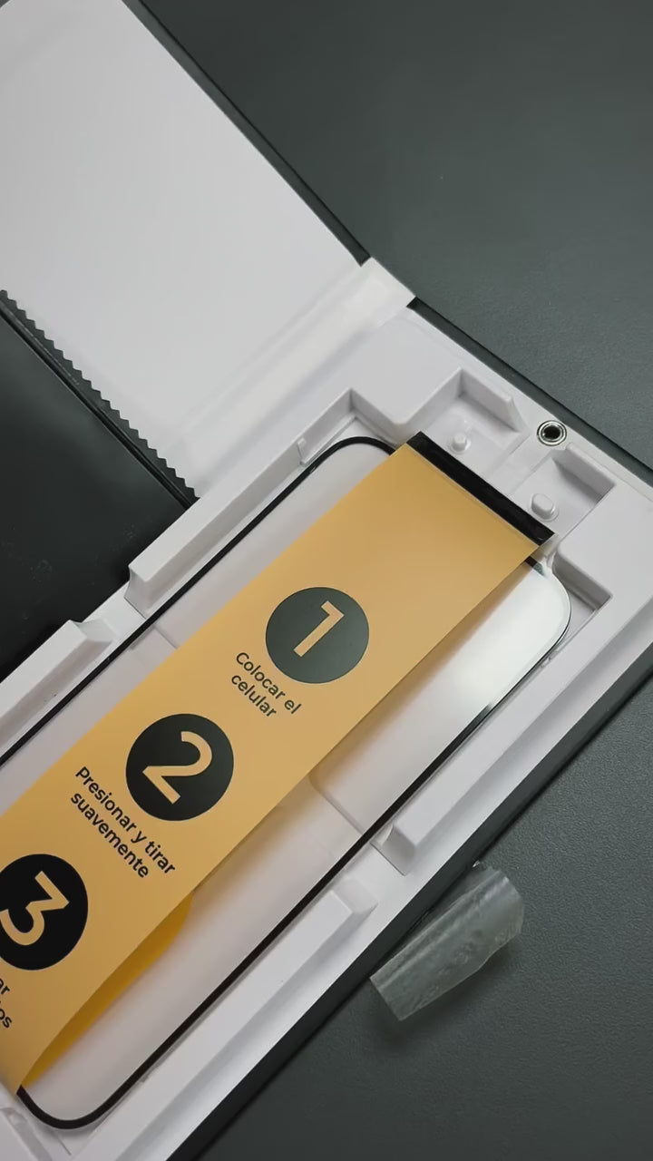 Cargar video: KIT VIDRIO TEMPLADO PREMIUM + COLOCADOR CLYX